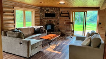 Smart TV, fireplace, DVD player, books