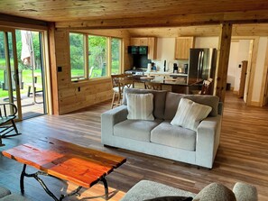 Smart TV, fireplace, DVD player, books