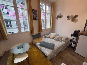 Desk, iron/ironing board, free WiFi, bed sheets