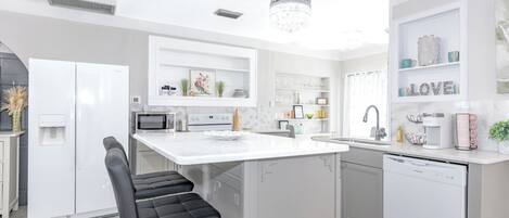 Microwave, oven, stovetop, dishwasher