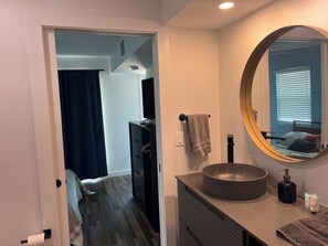 3 bedrooms, free WiFi