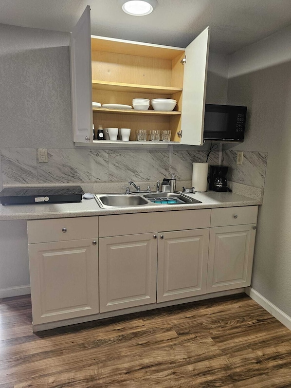Microwave, stovetop