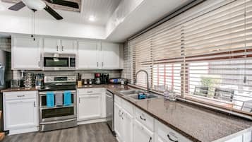 Mikrowelle, Ofen, Herdplatte, GeschirrspĂŒler