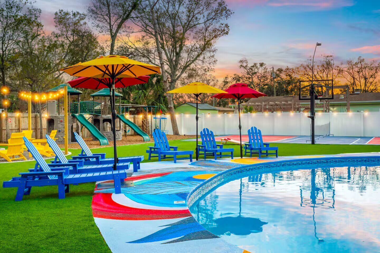Outdoor pool, a heated pool