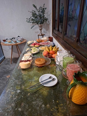 Petit déjeuner buffet compris tous les jours