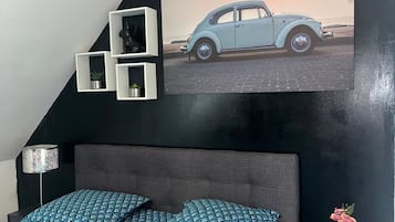 4 soveværelser, skrivebord, strygejern/strygebræt, weekendseng
