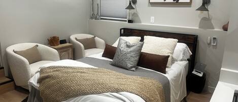 Free WiFi, bed sheets