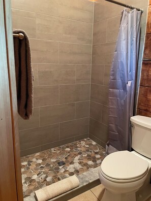 Shower, towels