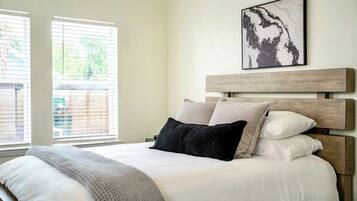 1 bedroom, iron/ironing board, travel crib, WiFi