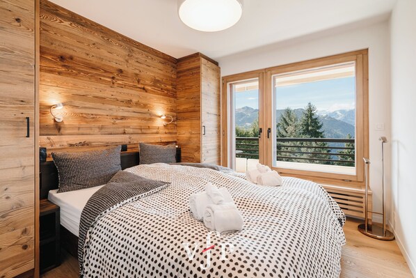 3 habitaciones, internet, ropa de cama y acceso para silla de ruedas 