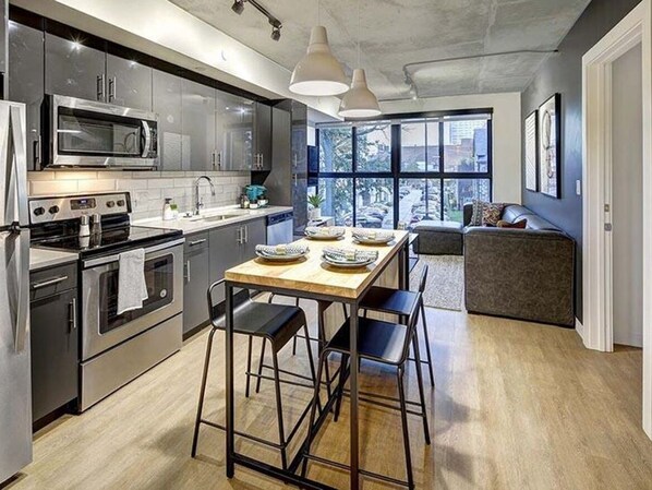 Microwave, oven, stovetop, dishwasher