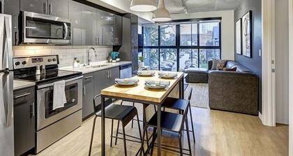 Spacious 4-bedroom apartment in delightful Ann Arbor with AC, fitness room