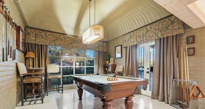 Sunset‑view pool retreat in Carefree