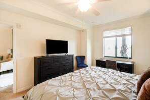 2 chambres, bureau, fer et planche à repasser, Wi-Fi gratuit