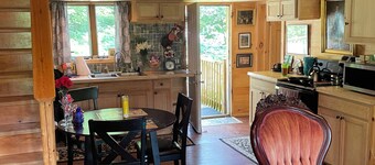 Sweet Unique Cottage - Clean and near Caroga Lake. Just inside the Adirondacks