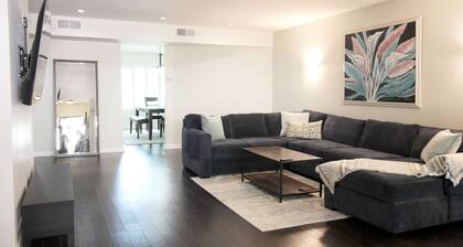 Unwind in Style, Modern, Secure & Centrally Located