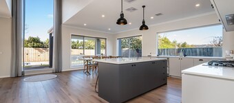 Solara House with Heated Pool and Cinema Room