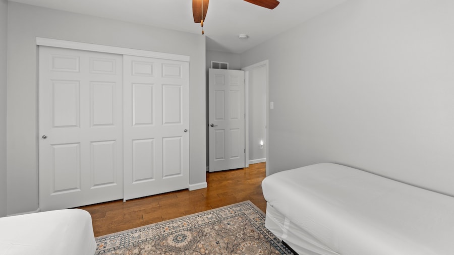 Modern Home W/garage Near SLU JZ Vacation Rentals