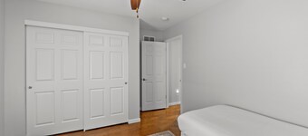 Modern Home W/garage Near SLU JZ Vacation Rentals