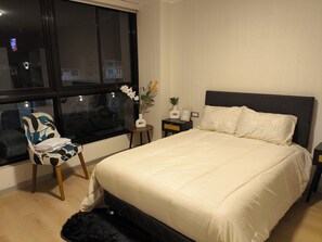 1 chambre, fer et planche à repasser, Wi-Fi, draps fournis