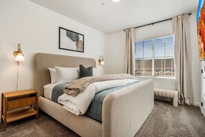 4 Schlafzimmer, Bügeleisen/Bügelbrett, kostenloses WLAN, Bettwäsche