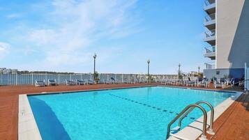 Piscine extérieure