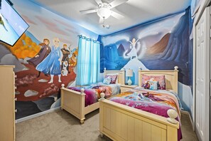 4 chambres, fer et planche à repasser, lit parapluie, Wi-Fi gratuit