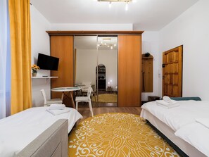 1 bedroom, iron/ironing board, WiFi, bed sheets - Traugutta Comfort Stay Apartment #14 (Poznań)