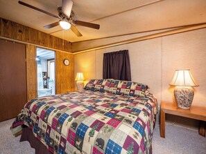 3 bedrooms, free WiFi, bed sheets