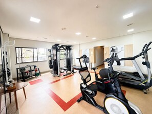 Apartment | Fitness facility - Hosts BR - Flat Frente Mar na Beira Mar (Fortaleza)