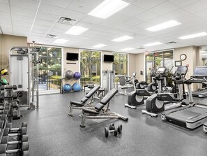 Fitness facility - Marriott Barony Beach Club oceanside courtyard view 2BR/2BA villa 6/27/26-7/2/26 (Hilton Head Island)