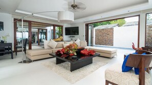 Living area - Luxury Retreat with Private Chef & Concierge, Koh Samui Villa 1018 (Koh Samui)