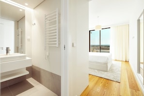 2 habitaciones, tabla de planchar con plancha y cuna de viaje