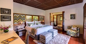 4 bedrooms, internet, bed sheets, wheelchair access - Beautiful 5 Star Villa in a Prime Location in Seminyak, Bali Villa 2129 (Bali)