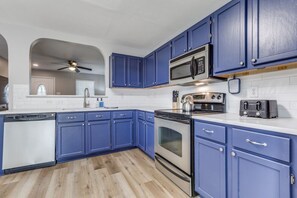 Microwave, oven, stovetop, dishwasher