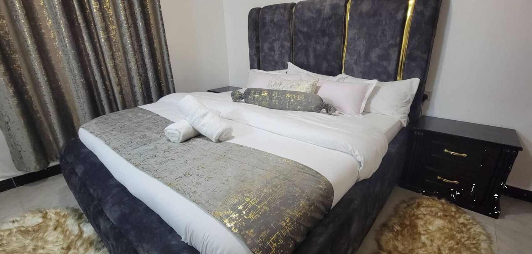 2 多间卧室、熨斗/熨衣板、WiFi、床单