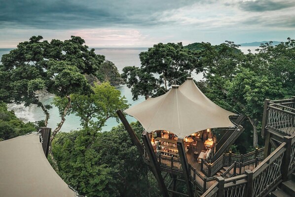 Bar (on property) - Nekajui Peninsula Papagayo, a Ritz-Carlton Reserve Residence (Papagayo)