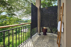 Villa, 3 Bedrooms, Partial Ocean View | Bathroom