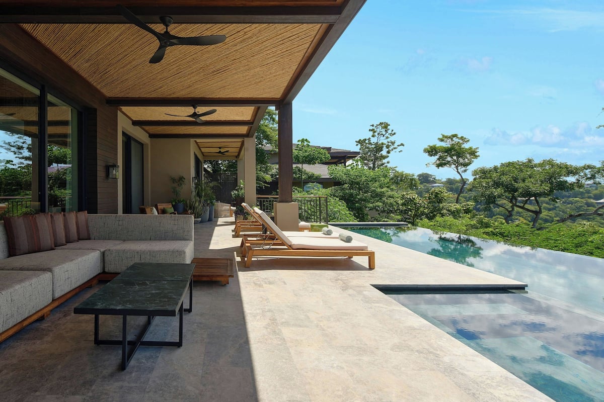 Zimmer, 5 Schlafzimmer, eigener Pool, Meerblick | Pool