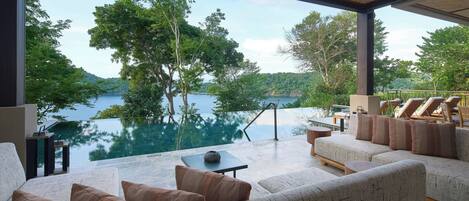 Kamer, 4 slaapkamers, uitzicht op zee