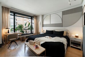 3 室のベッドルーム、アイロン / アイロン台、WiFi、ベッドシーツ