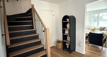 Newly renovated lakeside retreat on Bass Lake