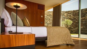 6 dormitorios, tabla de planchar con plancha, wifi gratis y ropa de cama