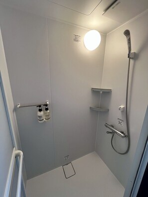 Shower, hair dryer, bidet, towels - A single house rental inn overlooking vineyards, perfect for a wine trip. (山梨市上栗原)