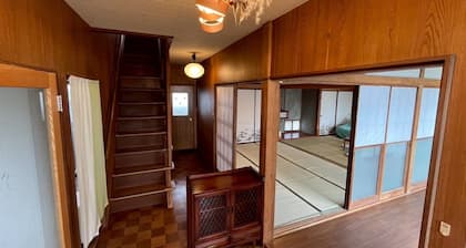 A single house rental inn overlooking vineyards, perfect for a wine trip.