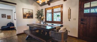 Entire Cabin at peaceful Retreat in Christmas, FL -AC/Sleeps 6.