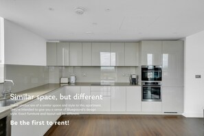 Fridge, microwave, oven, cookware/dishes/utensils