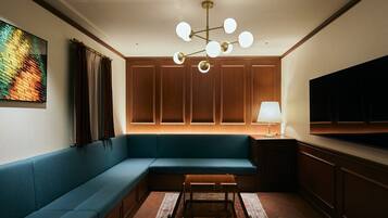 THE HOUSE, Non Smoking | In-room dining