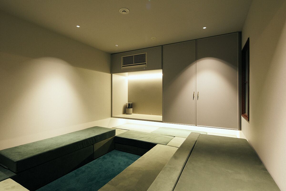 THE HOUSE, Non Smoking | Down comforters, desk, free WiFi, bed sheets