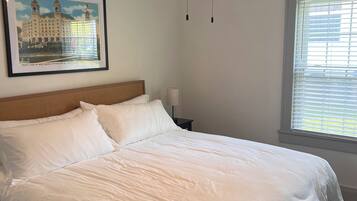 2 habitaciones, tabla de planchar con plancha, wifi y ropa de cama